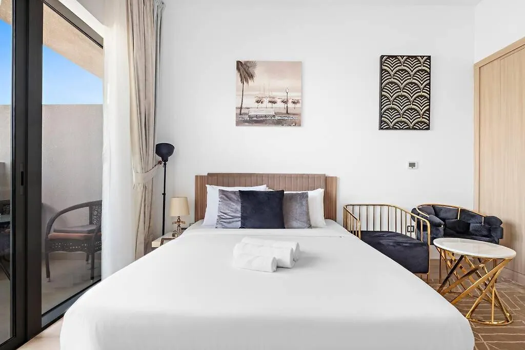 Upmarket Apartment With A Pool, Gym & Private Balcony Ντουμπάι Ηνωμένα Αραβικά Εμιράτα